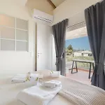 Nest Luxury דירה *
