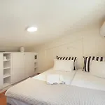 Nest Luxury Nikiana