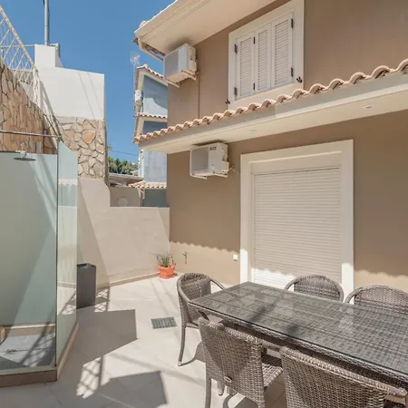 Nest Luxury نِكيانا