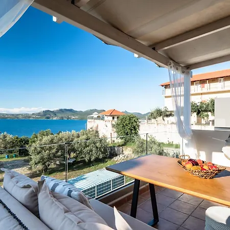 Appartement Nest Luxury Nikiana