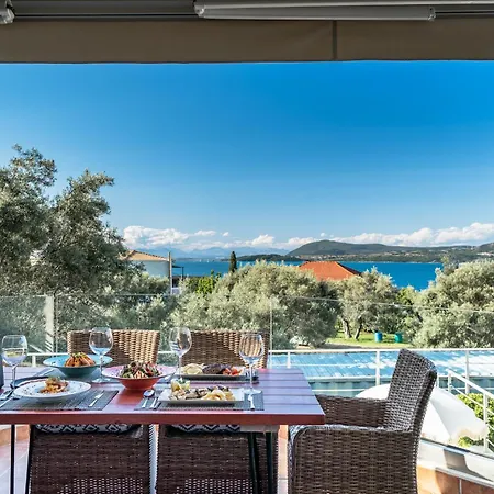 Nest Luxury Appartement Nikiana