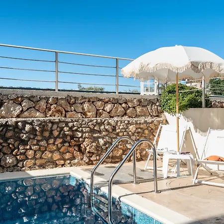 Appartement Nest Luxury Nikiana