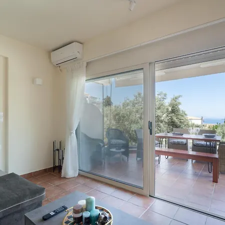 Nest Luxury * 尼基亚娜